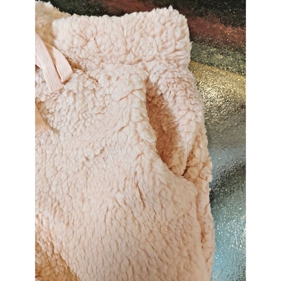New She & Sky Pink Shaggy Fluffy Shorts size S NWT - Picture 6 of 6